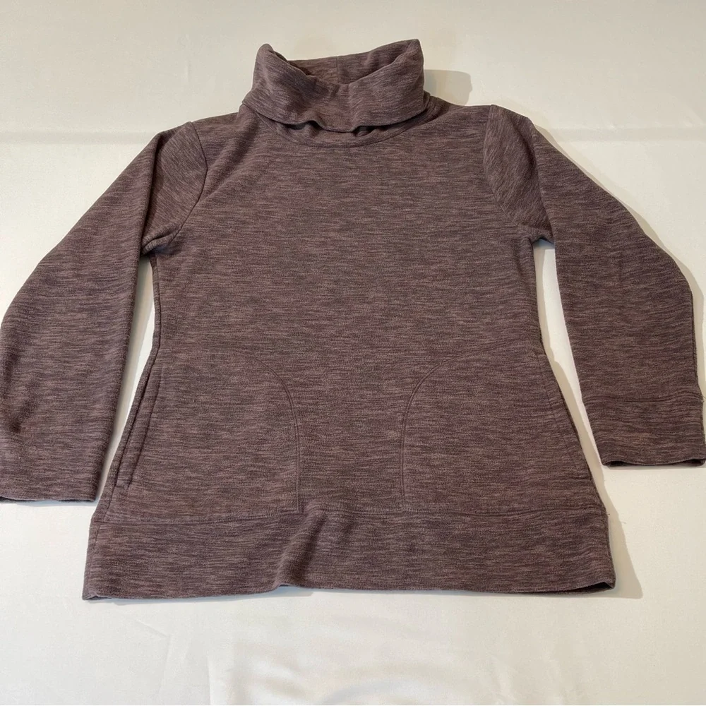 Stillwater Supply, Women’s pullover , size medium, good condition, Preow…